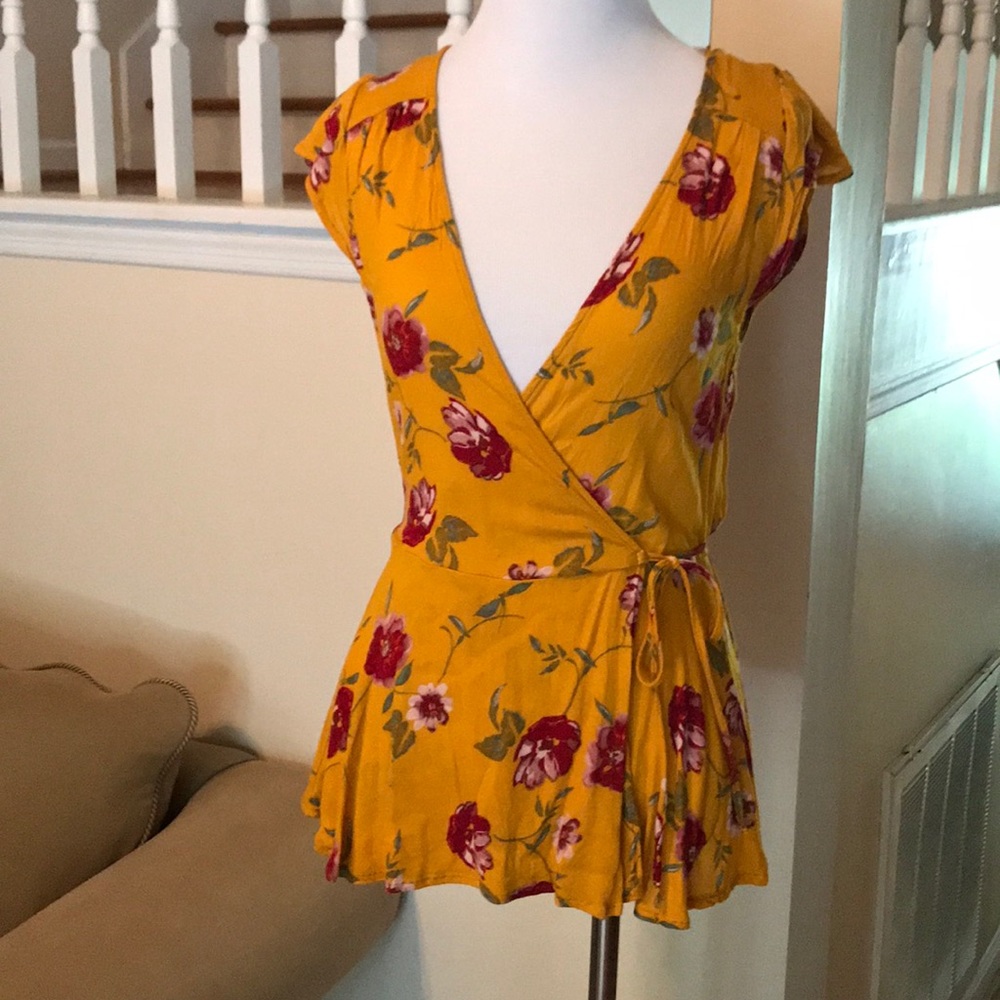 Floral top